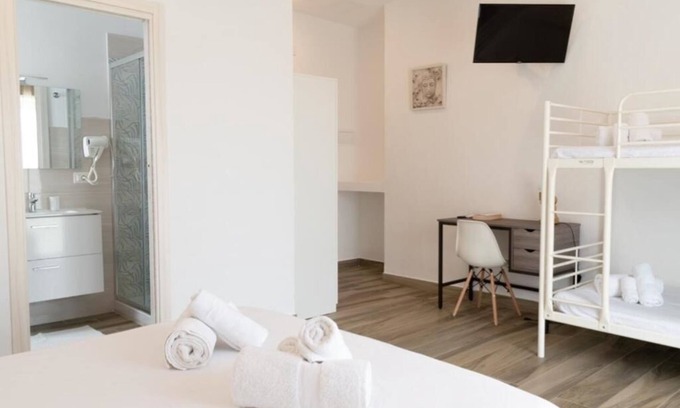 Agropoli House | The Globetrotter: Asia Room