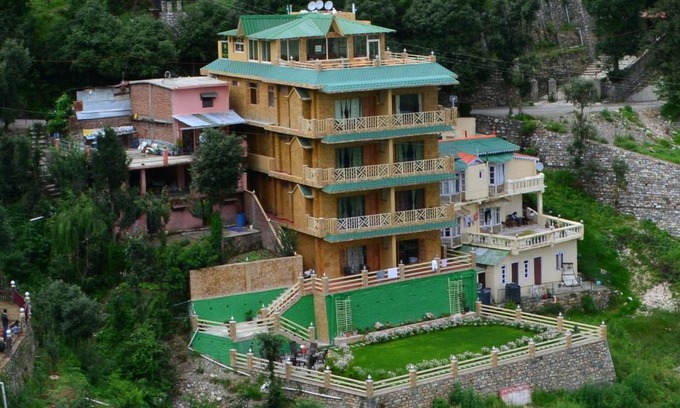 Kaul Hotel | Budget-Friendly Getaway at The Golden Peak Hotel