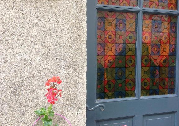 Vezelay Apartment | Discover The Good Studio Vezelay: Family-Friendly Retreat