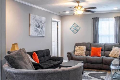 Columbus House | Perfect Graduation Getaway Near Downtown & Benning