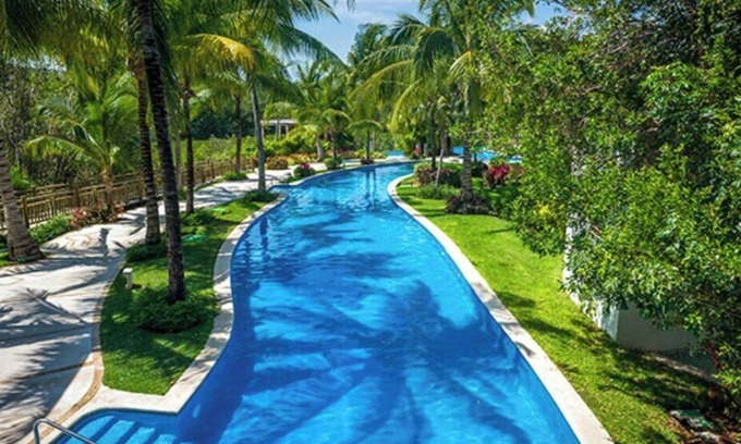 Felipe Carrillo Puerto Hotel | Discover The Grand Mayan: Your Dream Getaway Awaits