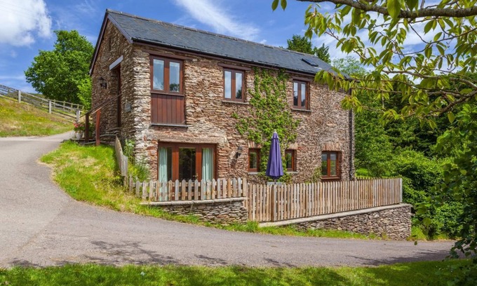 Luxborough Cottage | Highly Rated The Granary, Luxborough: Family-Friendly Stays