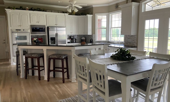 Vinita House | Unforgettable Family Retreat at The Grand Getaway