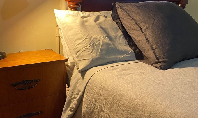 Mount Muirhead House | Family-Friendly Comfort at The Grand Hotel - Room 3
