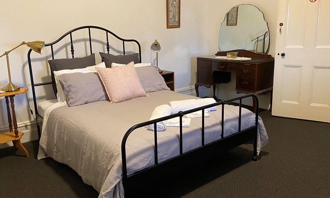Mount Muirhead House | Family-Friendly Escape at The Grand Hotel - Room 8