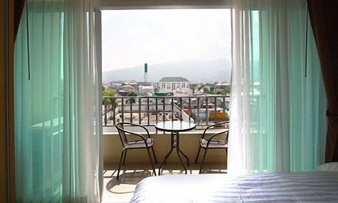 Chang Phueak Hotel | Top-Rated The Grand Wipanan Residence with Pool & Dining