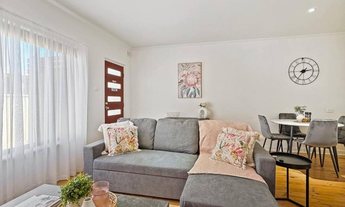 Grange Apartment | Charming Getaway at The Grange near Henley Beach