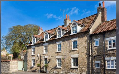 Thornton Dale Bed & Breakfast | Exceptional Family-Friendly Retreat at The Grange Hotel