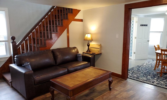 Seneca Falls Apartment | Guest Rated 10/10: The Grape Vine Ocean View Apartment