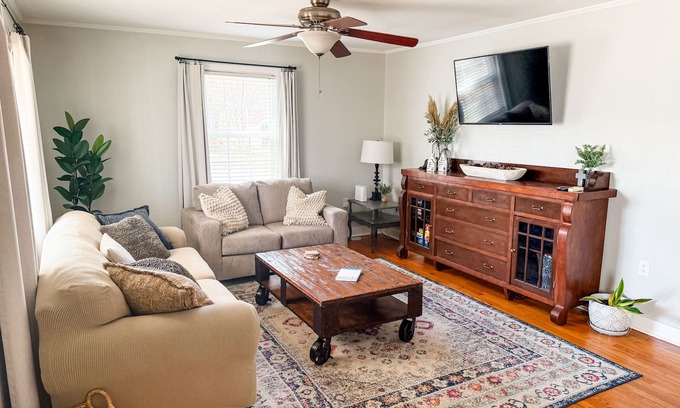 Searcy House | Indulge at The Grate House: Fire Table & Fenced Yard Retreat
