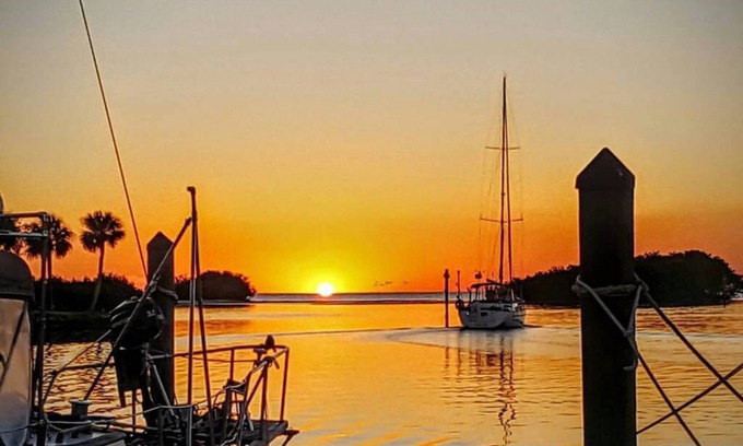 Burnt Store Condo | Experience The Great Escape in SW Florida with Ocean Views