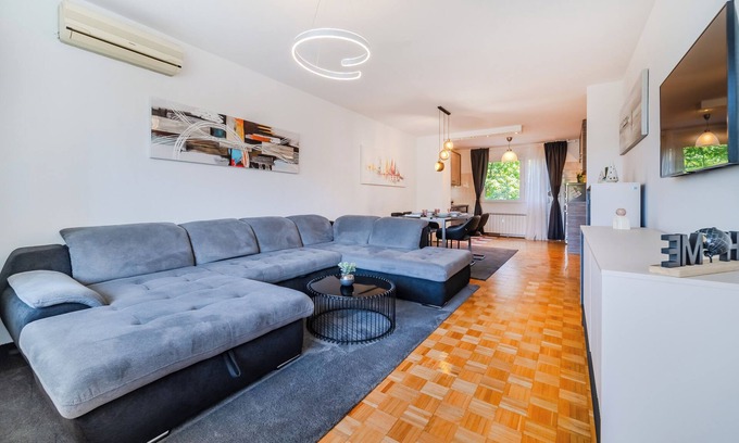Zagreb Apartment | The Green Corner Apartment With Balcony, Zagreb, Croatia