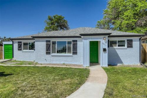 Thornton Villa | Convenient Stay at The Green House Near Downtown Denver
