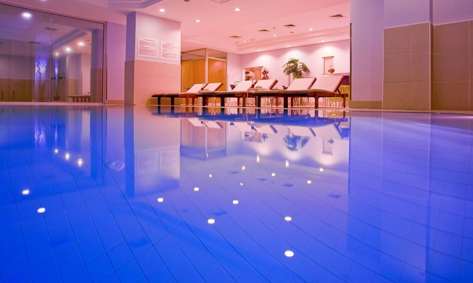 Talimhane Hotel | Discover The Green Park Taksim: Pool, Spa & Family-Friendly
