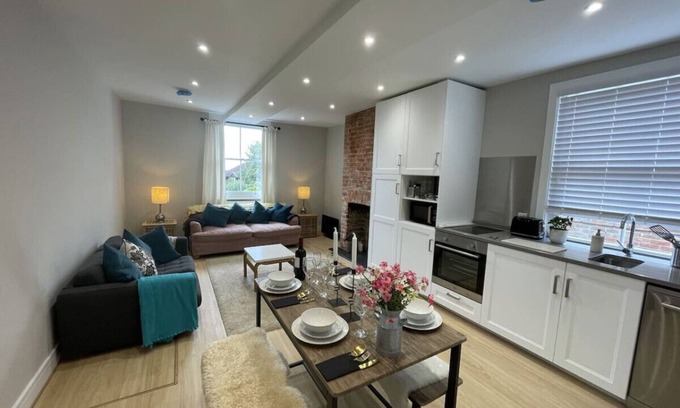 Wadhurst Apartment | Stylish 1-Bed Wadhurst Apartment with Kid-Friendly Amenities