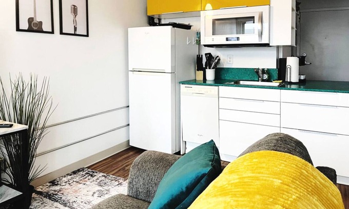 Jefferson Park Apartment | Discover The Groovy Getaway: Pet-Friendly & Family Fun