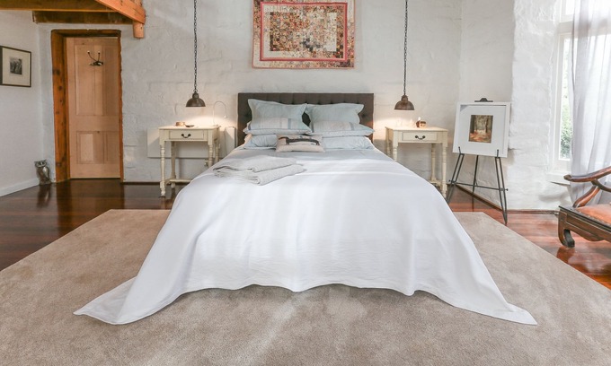 Smiths Gully House | Cloudside Retreat: Guest Rated 9.8 with Spa & Hot Tub