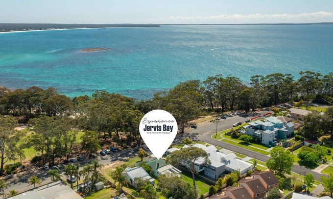 Huskisson Cottage | Unforgettable Stay at The Gunyah with Oceanfront Views