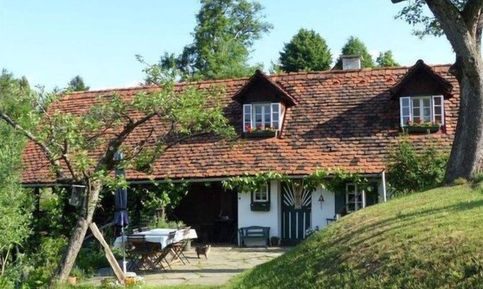 Schwanberg House | Relax at The Höller: Family-Friendly Holiday Residence