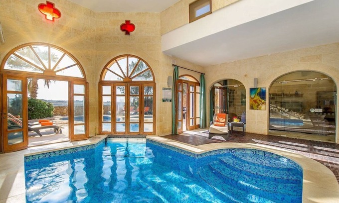 Ta' Għammar Villa | Discover The Hamlet 3 Holiday Home with Private Pool & Spa