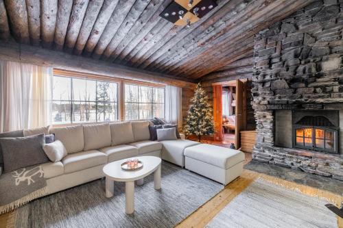 Rovaniemi Villa | The Haven of Riverside - Villa Sieripirtti