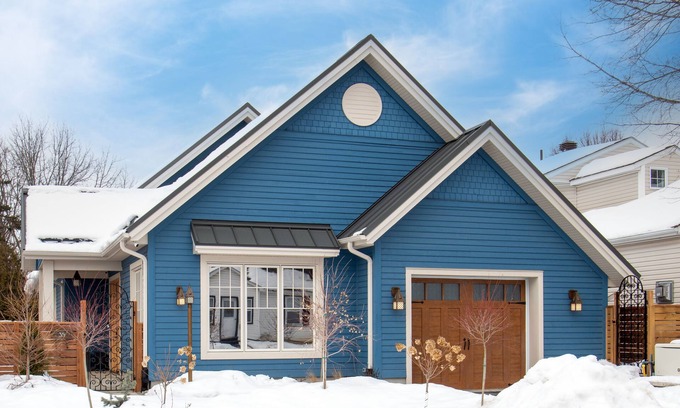 Perth House | Top-Rated Haven on Halton: Family-Friendly & Kitchen Ready