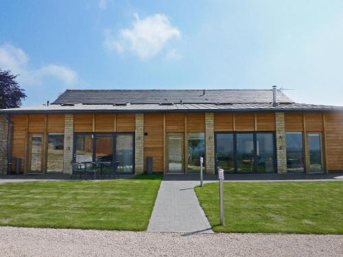 Aynho House | Discover The Hayloft - Nab: 5-Star Family-Friendly Retreat