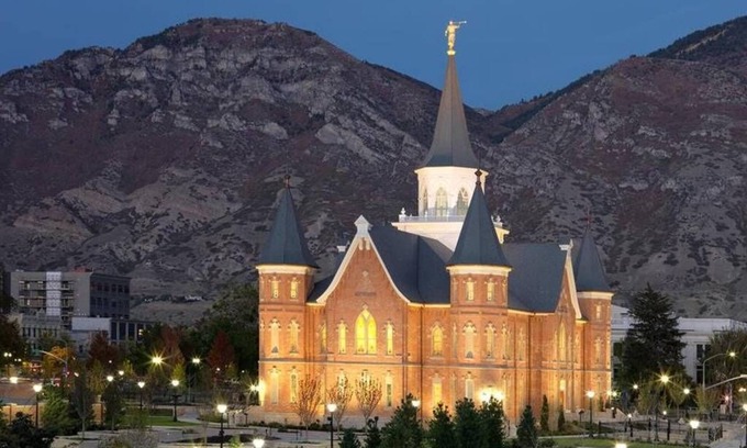 Hillcrest House | Experience Utah's Beauty with Pool and Spa Amenities!