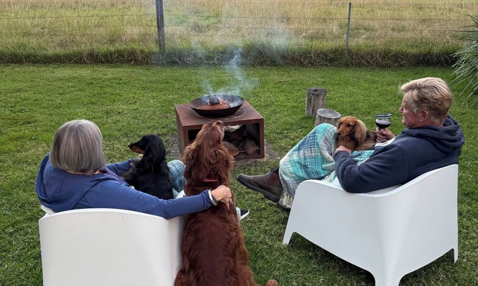 Barrengarry Cottage | Stay 3 Nights at Elysium Cottage: Perfect for Families & Pets