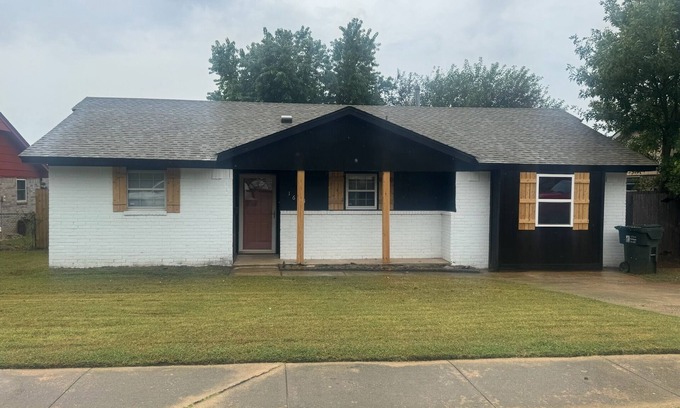 Norman House | The Heisman House - game room - Sleeps 17