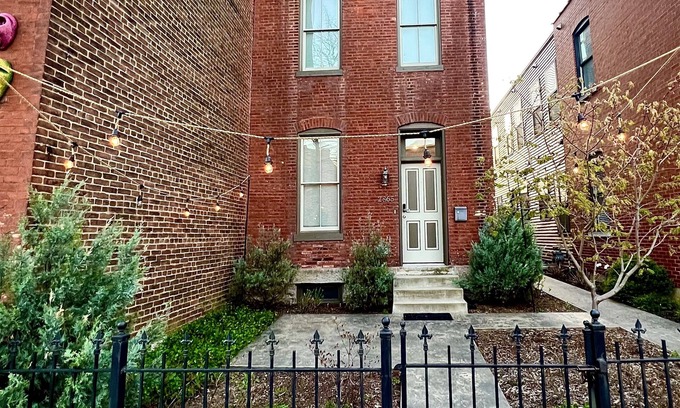 Benton Park House | Top-Rated Family Retreat at The Hemp Pad on Lemp Ave