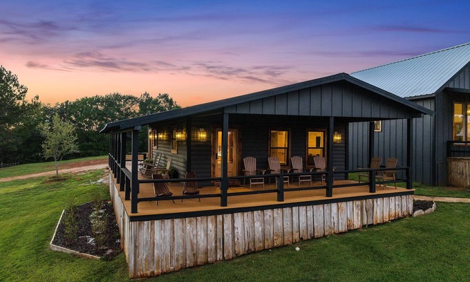 Laneville Cabin | Relax at The Hendo - Cabin #4 with Pool & Family-Friendly Amenities