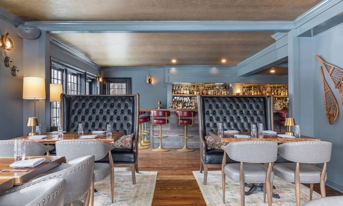 West Dover Hotel | Cozy Oceanfront Retreat at The Hermitage Inn, Vermont