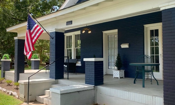 Texarkana House | Inviting Hickory Hill House: Family-Friendly with Breakfast