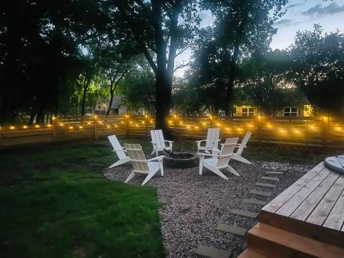 Tool House | Inviting Hickory House with Firepit & Cedar Creek Lake Access