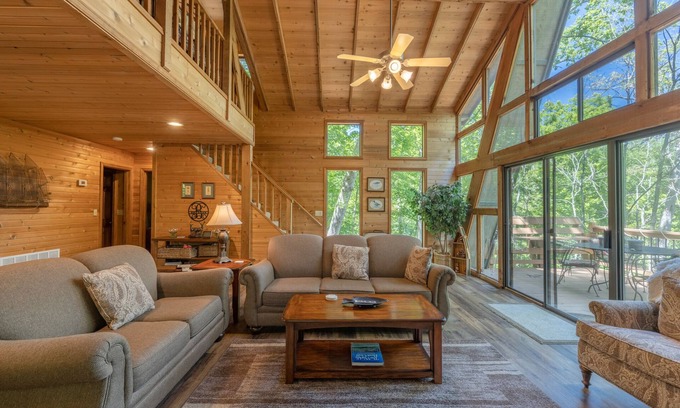 Innsbrook Ski Chalet | Discover The Hidden Treetop Retreat with Ocean View & Pool