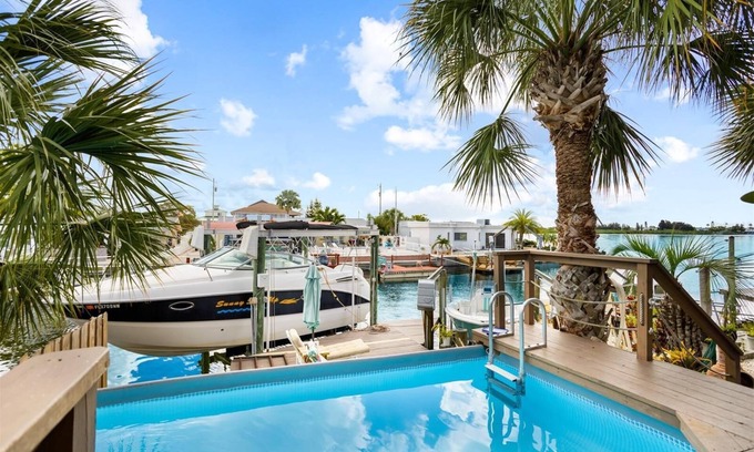 Sea Ranch House | Relaxing Oceanfront Hideaway: Pool, Hot Tub & Kayaks!