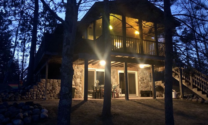 Bigfork Cabin | Unwind at The Hideaway: Secluded Lake Cabin Retreat