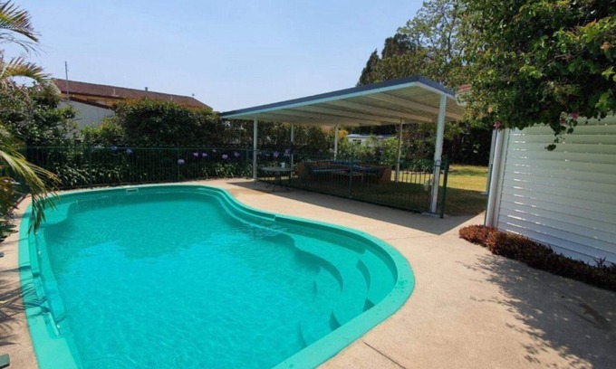 Sussex Inlet House | Discover The Hideaway: Relax by the Private Pool