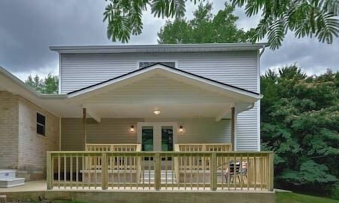 Mena House | The Hideout In Beautiful Mena Arkansas