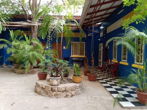 Kampot Apartment | Inviting Hideout: Child-Friendly Stay with Kitchen Amenities
