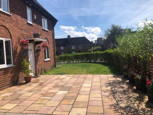 Blacon House | Unforgettable Stays at The Highfield Chester: 4-Star Haven