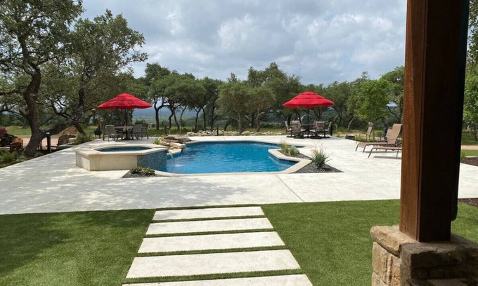 Dripping Springs House | Discover The Highland: Spacious House with Family Amenities