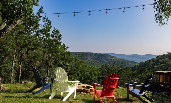 Canyon Lake House | Experience the Hillcrest Hideaway with Breathtaking Views