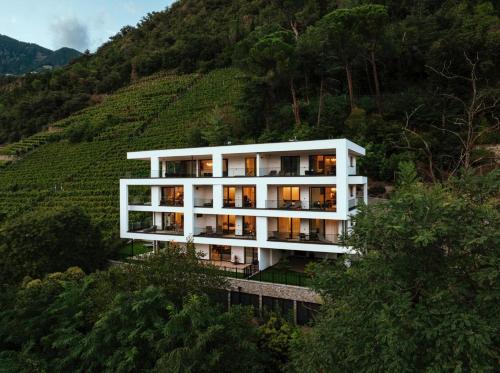 Merano Apartment | Elegant Retreat at The Hills Merano - Rated 10/10 by Guests