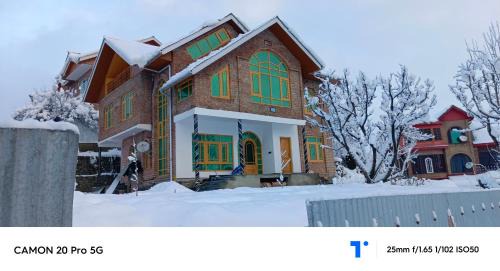 Harwan House | Top-Rated Family-Friendly Stay at The Himalayan Inn