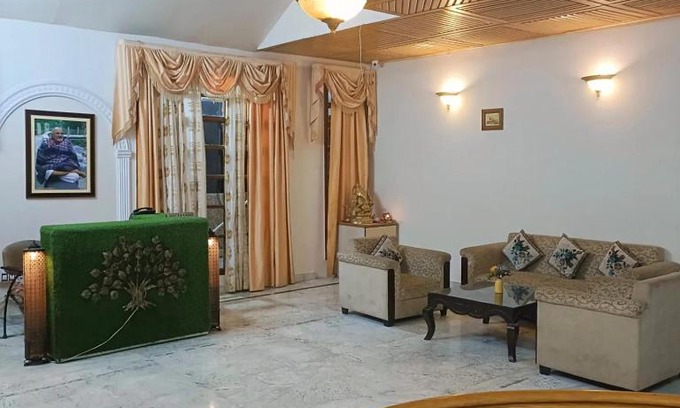 Nainital Hotel | Pet-Friendly Retreat at The Himalayan Tree Nainital