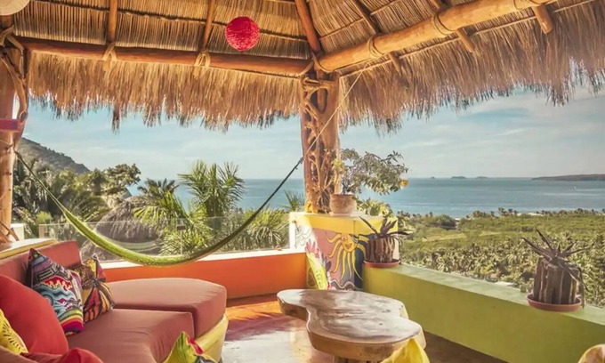 La Manzanilla Apartment | Experience Incredible Views at The Hippie Palace Hotel