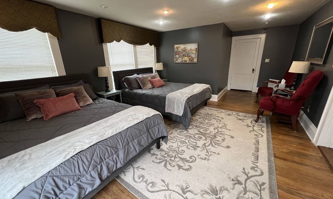Fayetteville House | Historic Anduin House: Family Friendly with Pool & Breakfast
