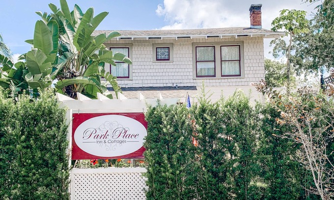 Sanford Apartment | Historic Craftsman at Park Place Inn with Ocean View